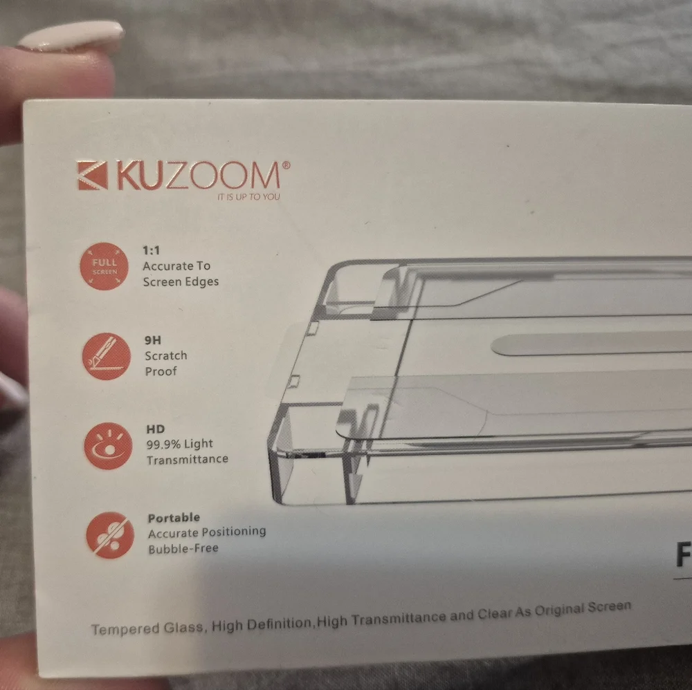 NIB KUZOOM 15pro Max Screen Protector (2-pack)